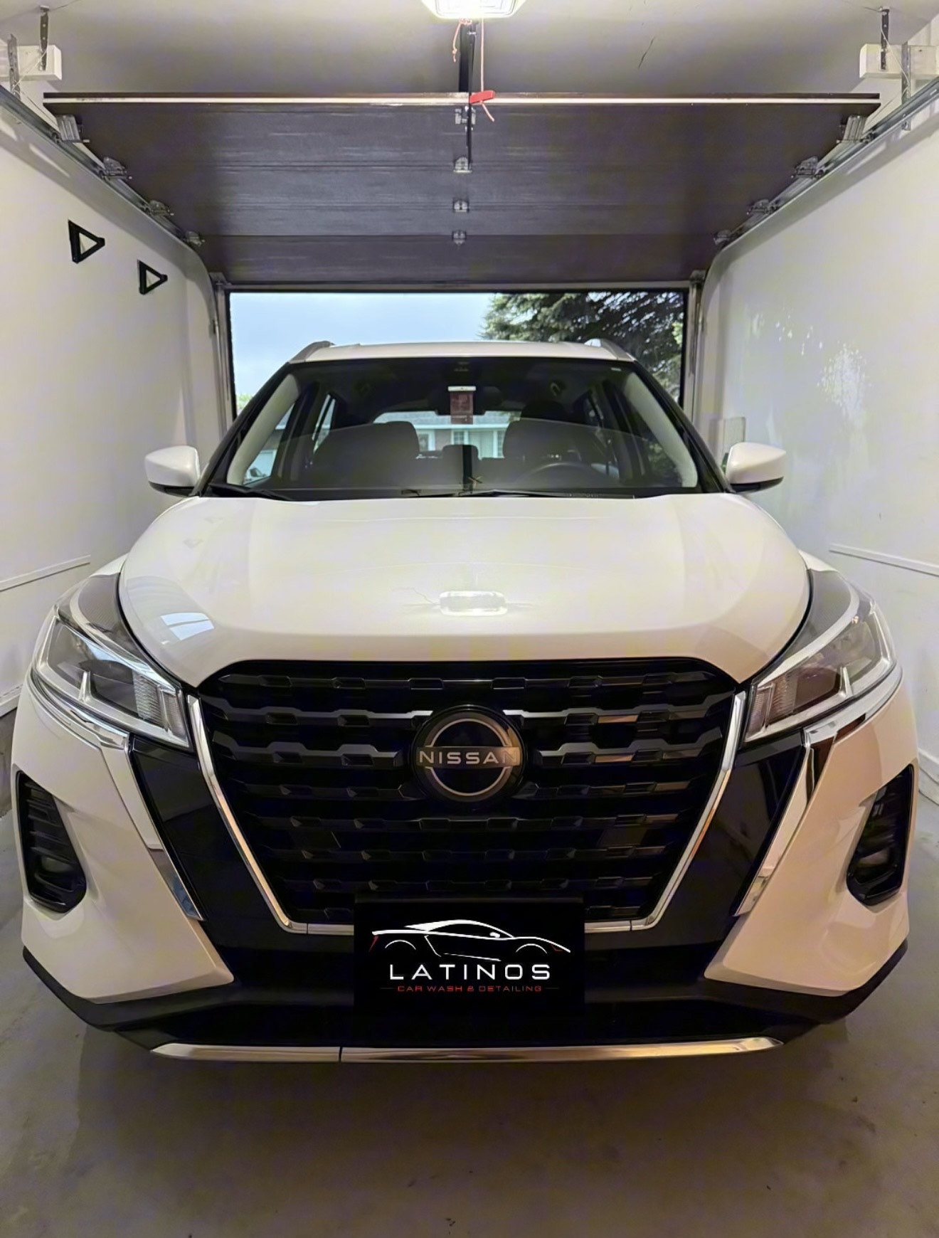 Nissan Detail
